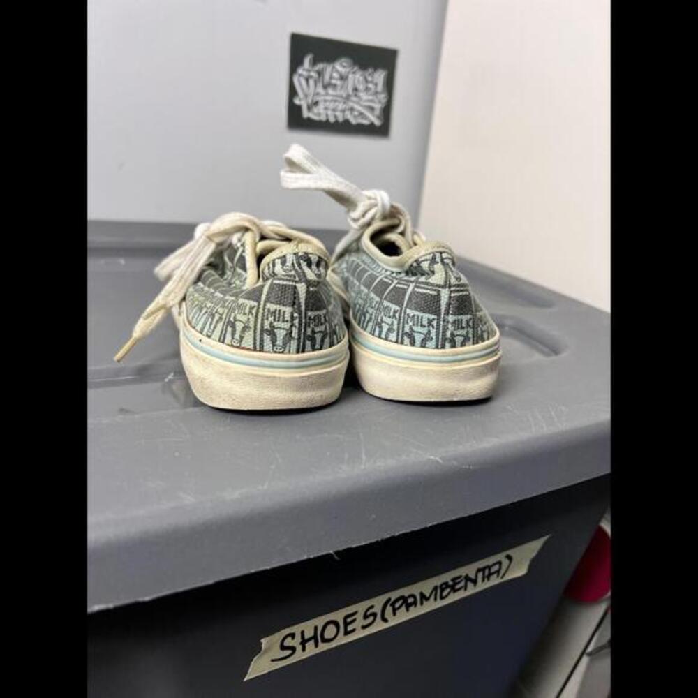 Ne-Net Milk Sneakers - Picture 4 of 6